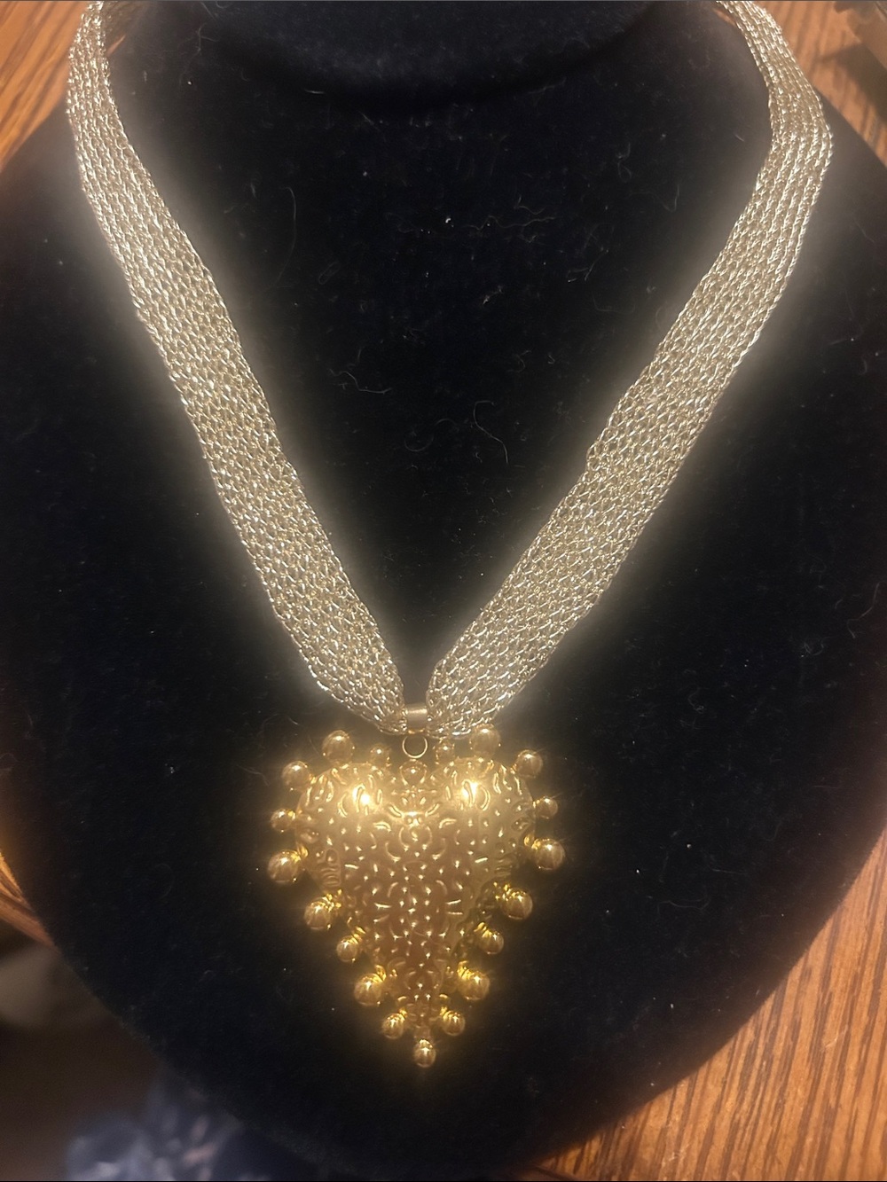 MAYAMAR Gold Heart Pendant Mesh Chain Necklace NEW